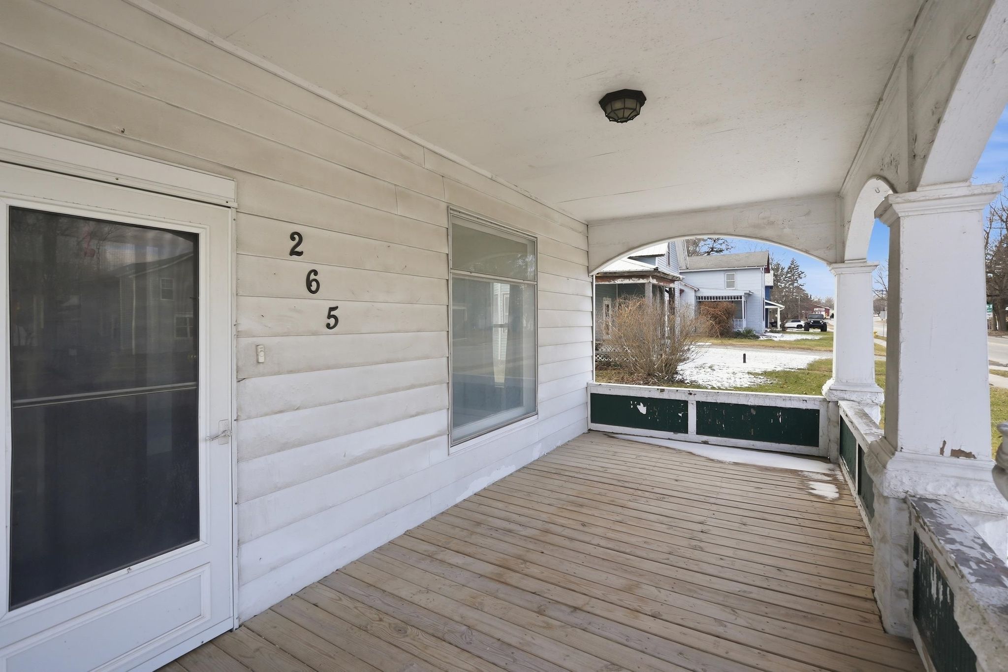 Image of 265 W Union Street