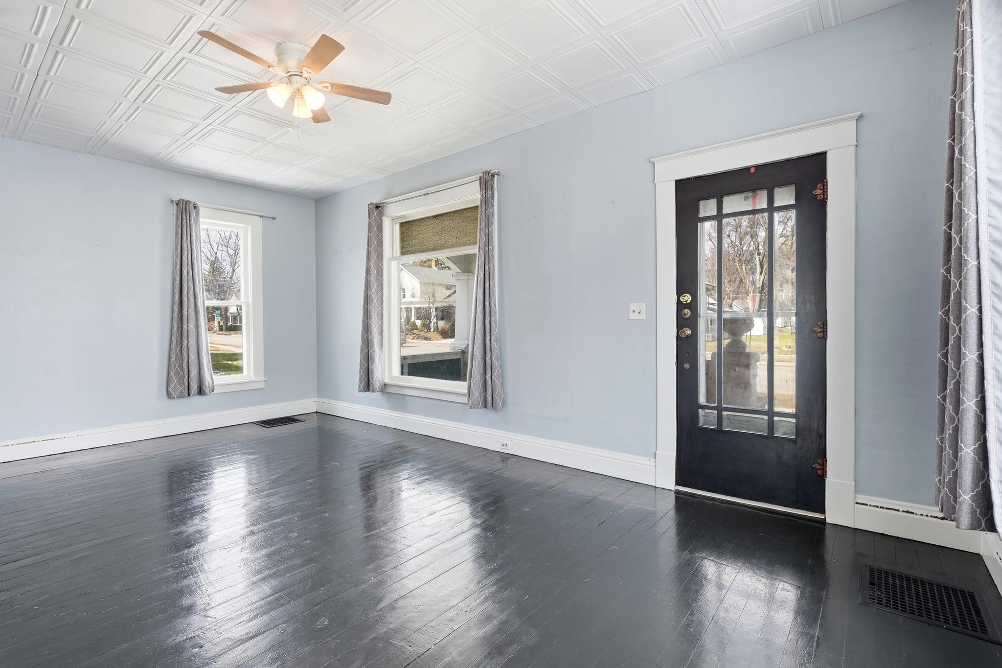 Image of 265 W Union Street