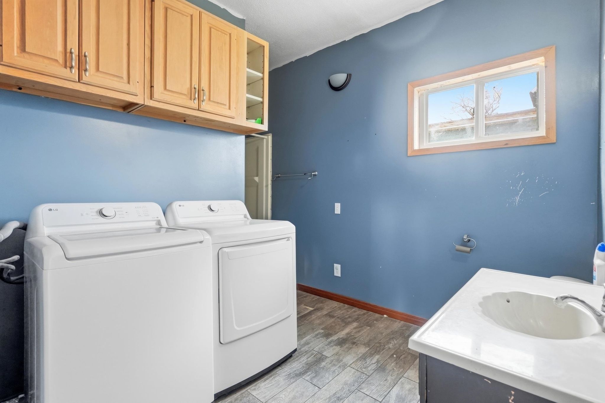 Image of 265 W Union Street